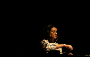 Fotografia do show de Karol de Souza no Sesc Pompeia