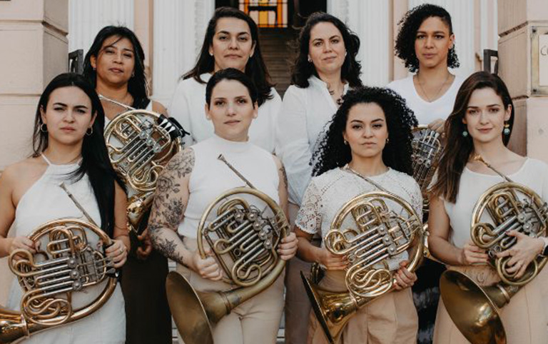 Fotografia colorida de Octeto Feminino do Brasil por Chris Bonfatti - Divulgação Sesc Consolação