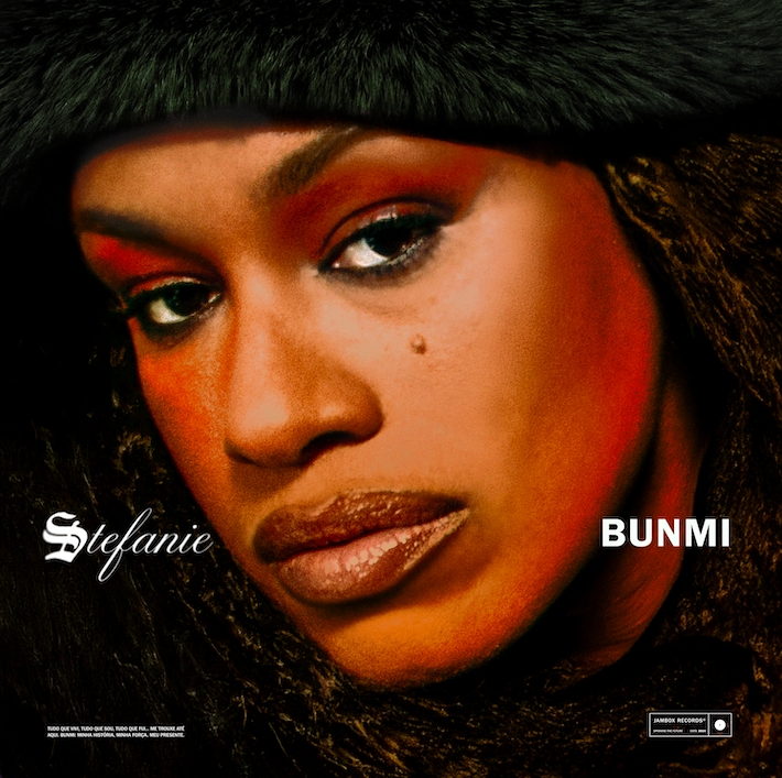 Imagem colorida da capa de BUNMI da cantora Stefanie - Divulgação