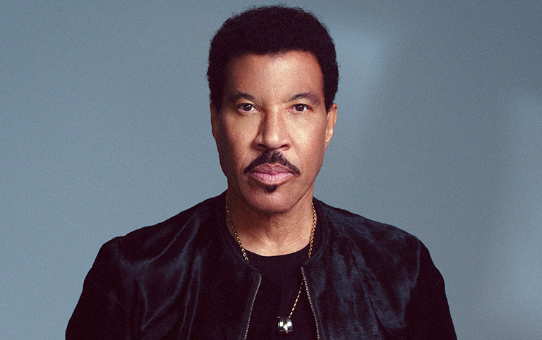 Fotografia colorida de Lionel Richie por Divulgação The Town 2025