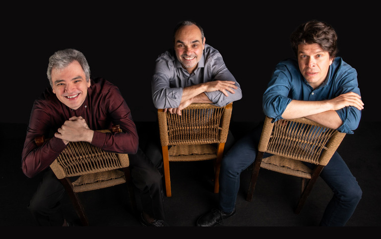 Fotografia colorida de Trio Corrente por divulgação Jazz na Casa - Casa Natura Musical