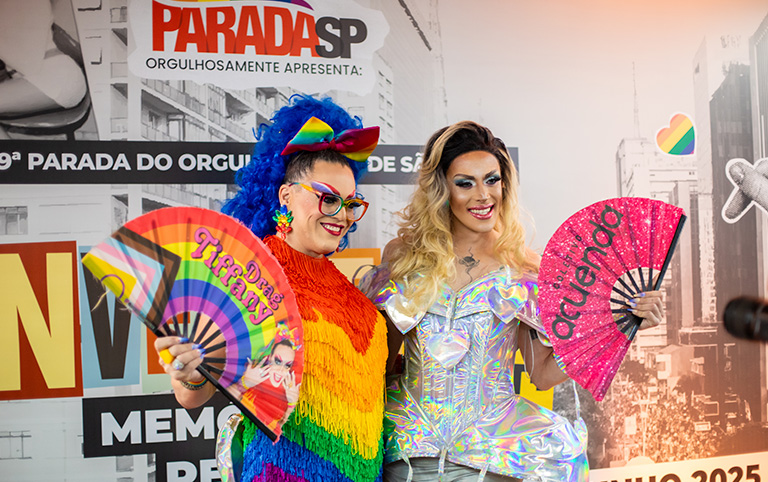 Fotografia colorida do lançamento da Parada SP 2025 por Diogo França - @difgomez