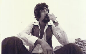 Fotografia colorida de Raul Seixas por Frederico Mendes