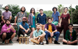 Fotografia colorida da Trupe Chá de Boldo por Mariama Palhares